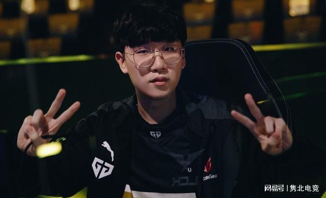 回顾郑钦文 回顾郑钦文